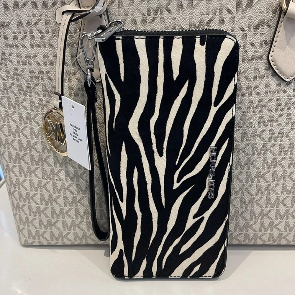 MICHAEL KORS Large Continental Wristlet Phone Case Wallet Exotic Print Hair Calf - Picture 14 of 16